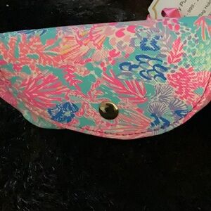 NWT LILLY PULITZER DOG WASTE BAG HOLDER SPLENDOR IN THE SAND PATTERN